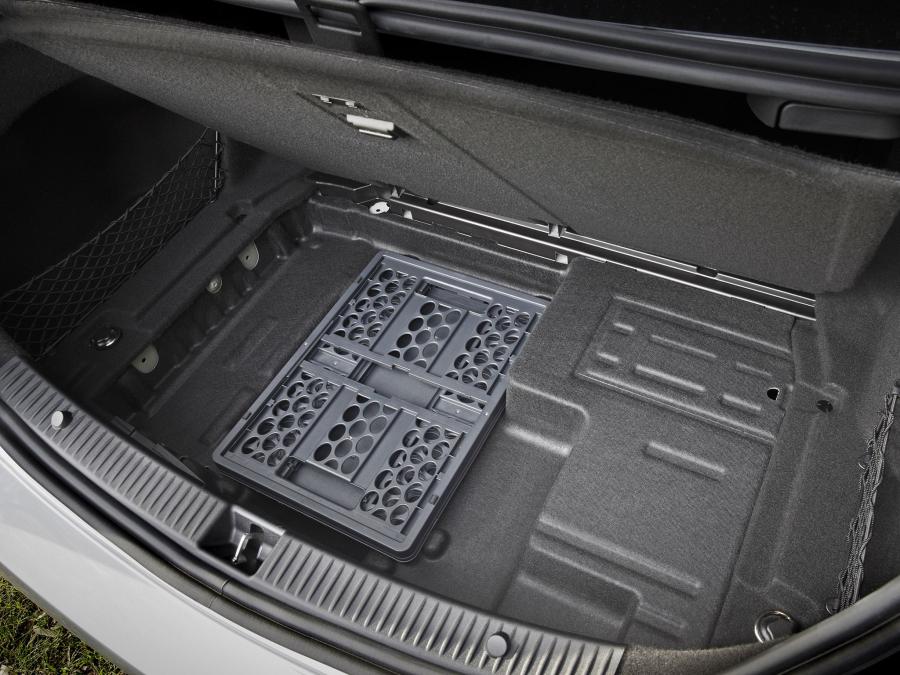  Mercedes-Benz C200 Avantgarde Line 2014 года  (AU) (фото 18 из 25)